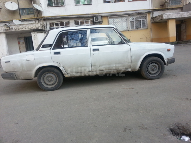 LADA (VAZ) 2107 2002, 265,000 km - 1.5 л - Bakı