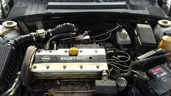 Opel Vectra 1997, 250,000 km - 1.8 л - Bakı