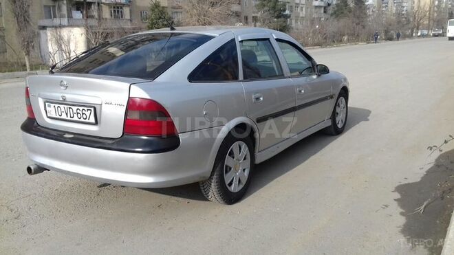 Opel Vectra 1997, 250,000 km - 1.8 л - Bakı