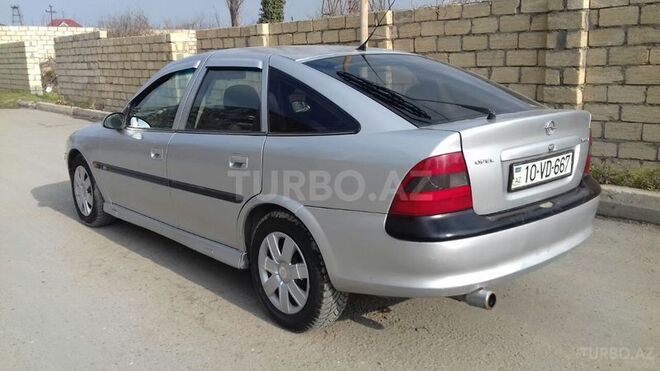 Opel Vectra 1997, 250,000 km - 1.8 л - Bakı