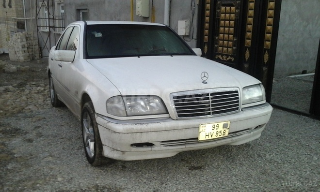 Mercedes C 230 1998, 300,000 km - 0.3 l - Bakı