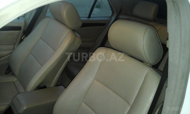 Mercedes C 230 1998, 300,000 km - 0.3 l - Bakı