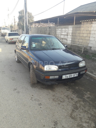 Volkswagen Golf 1993, 274,580 km - 1.4 l - Sabirabad