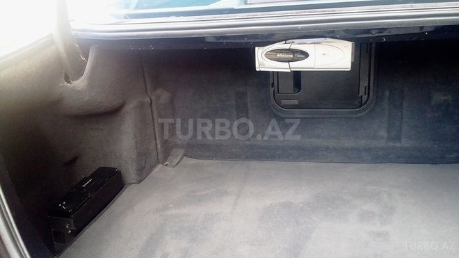 Mercedes E 280 2001, 242,000 km - 2.8 л - Bakı