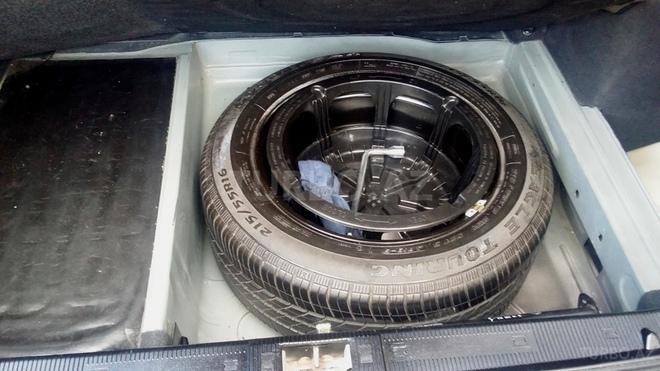 Mercedes E 280 2001, 242,000 km - 2.8 л - Bakı