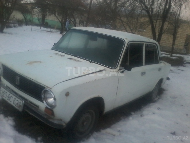 LADA (VAZ) 21011 1975, 450,000 km - 1.3 l - İsmayıllı