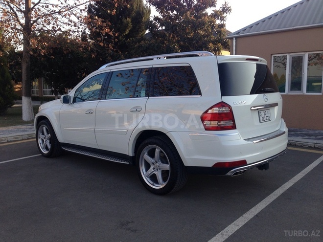 Mercedes GL 550 2008, 30,000 km - 5.5 l - Gəncə