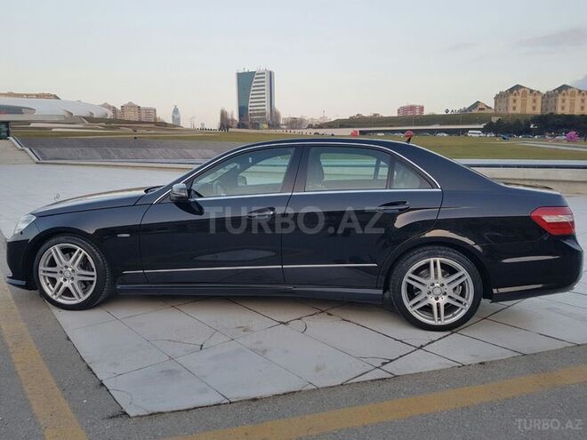 Mercedes E 350 2009, 162,000 km - 3.5 l - Bakı