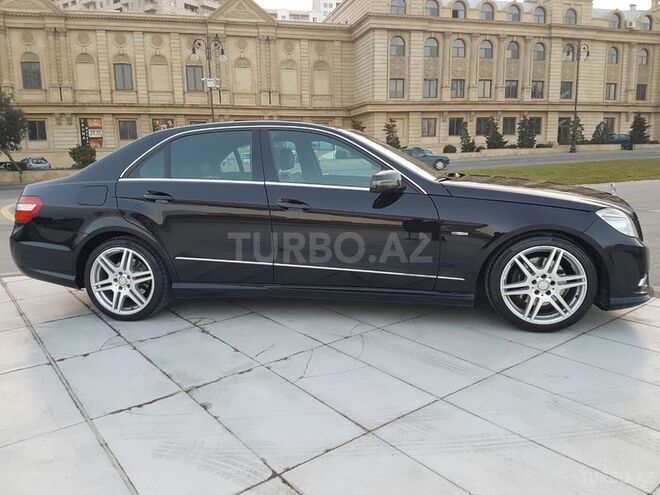 Mercedes E 350 2009, 162,000 km - 3.5 l - Bakı