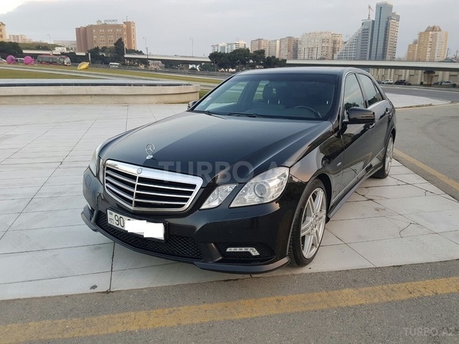 Mercedes E 350 2009, 162,000 km - 3.5 l - Bakı
