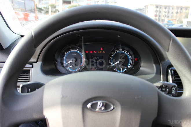 LADA (VAZ) Priora 2015, 31,700 km - 1.6 л - Bakı