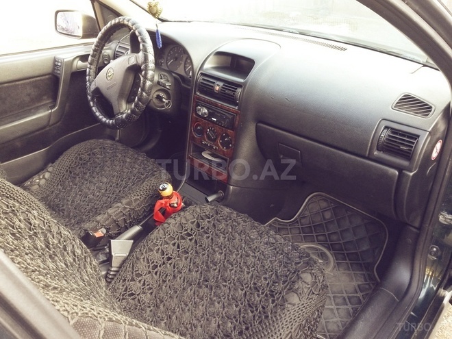 Opel Astra 1998, 2,900,000 km - 1.6 l - Zaqatala