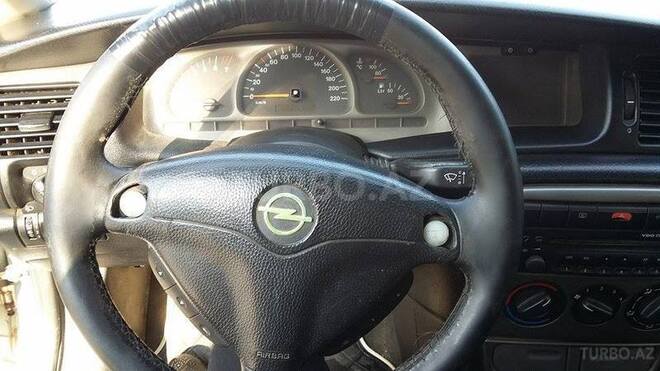 Opel Vectra 1999, 370,000 km - 1.8 л - Mingəçevir