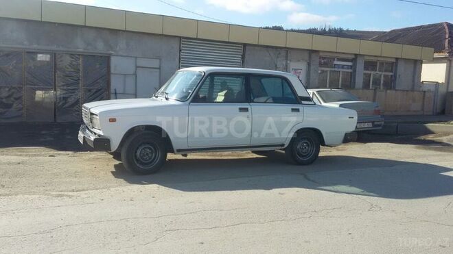 LADA (VAZ) 2107 1997, 237,000 km - 1.6 l - Şabran