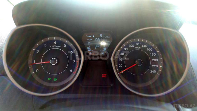 Hyundai Elantra 2014, 40,000 km - 1.6 l - Bakı