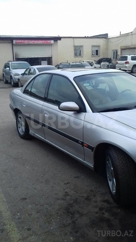 Opel Omega 1997, 326,845 km - 2.0 l - Bakı