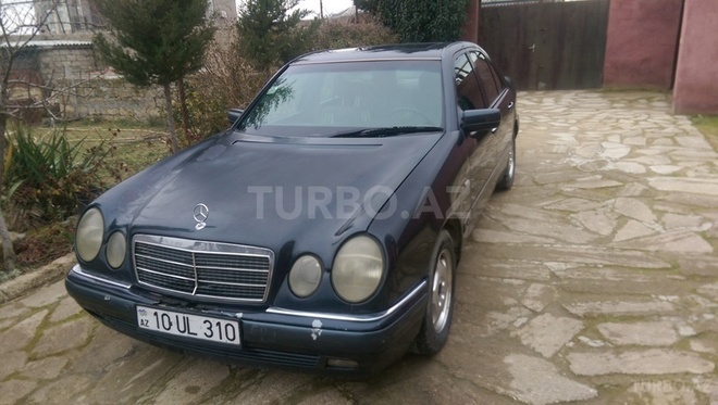 Mercedes E 230 1997, 366,000 km - 2.3 l - Bakı