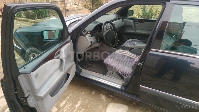 Mercedes E 230 1997, 366,000 km - 2.3 l - Bakı