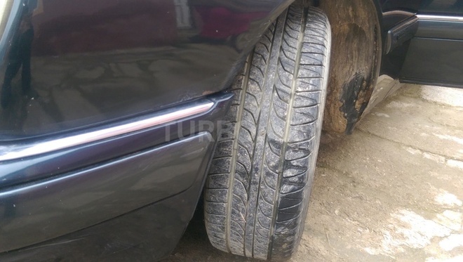 Mercedes E 230 1997, 366,000 km - 2.3 l - Bakı