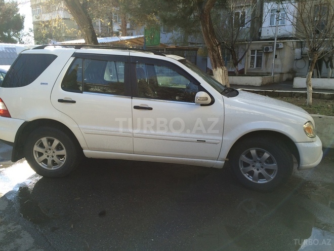 Mercedes ML 320 2003, 173,000 km - 3.2 l - Bakı