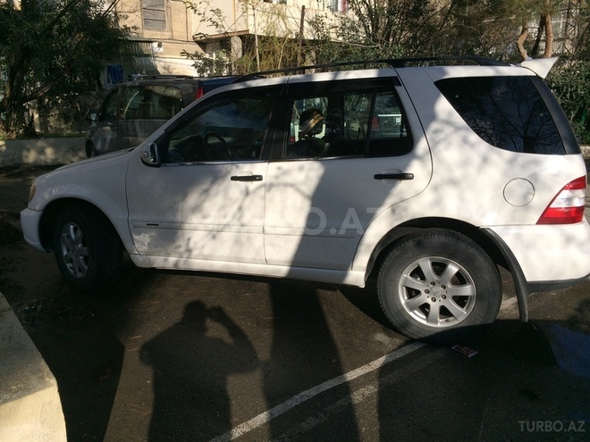 Mercedes ML 320 2003, 173,000 km - 3.2 l - Bakı