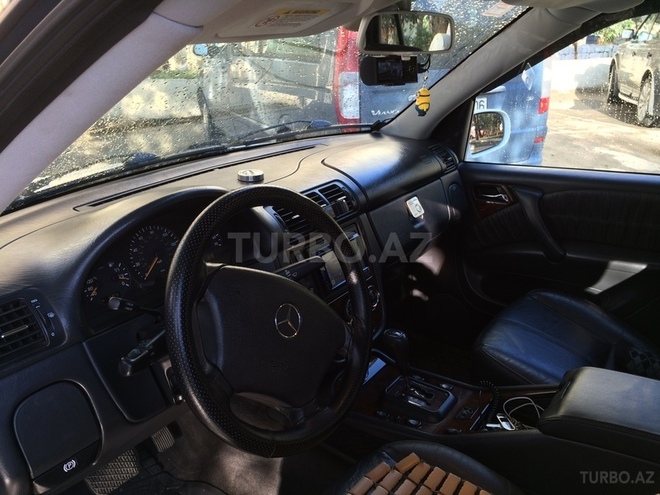 Mercedes ML 320 2003, 173,000 km - 3.2 l - Bakı