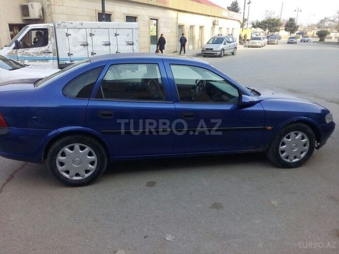 Opel Vectra 1996, 240,000 km - 1.6 l - Bakı