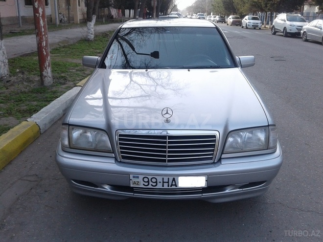 Mercedes C 220 1999, 325,000 km - 2.2 л - Sumqayıt