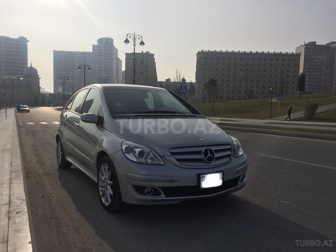 Mercedes B 200 2007, 102,000 km - 2.0 l - Bakı