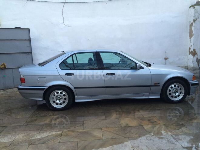 BMW 318 1995, 268,500 km - 1.8 l - Bakı