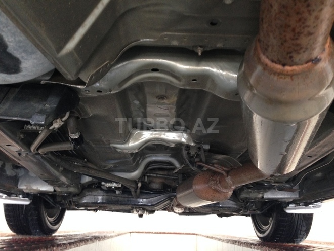 Mitsubishi Grandis 2007, 370,000 km - 2.4 л - Bakı