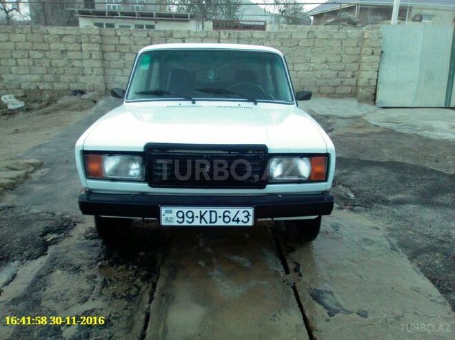 LADA (VAZ) 2107 2003, 232,000 km - 1.6 л - Bakı