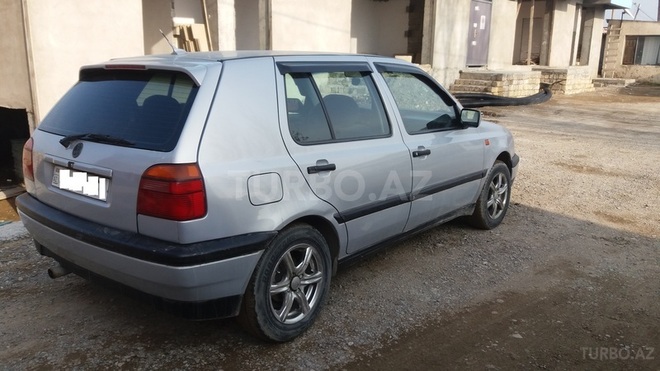 Volkswagen Golf 1994, 176,000 km - 2.0 л - Bakı