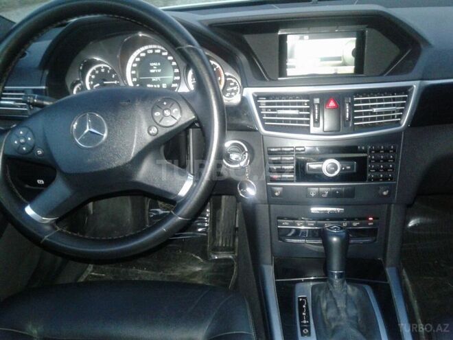 Mercedes E 220 2010, 110,000 km - 2.2 l - Naxçıvan
