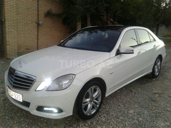 Mercedes E 220 2010, 110,000 km - 2.2 l - Naxçıvan