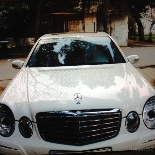 Mercedes E 320 2004, 247,000 km - 0.3 l - Bakı