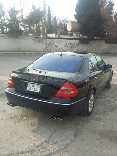Mercedes E 350 2005, 235,000 km - 3.5 l - Bakı