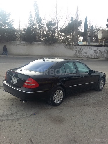 Mercedes E 350 2005, 235,000 km - 3.5 l - Bakı