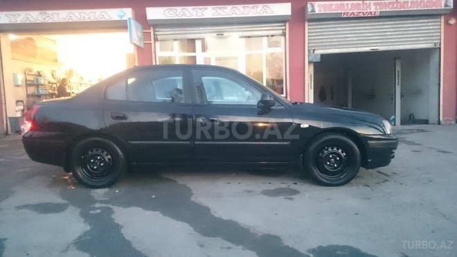 Hyundai Elantra 2004, 230,000 km - 1.6 l - Şəki