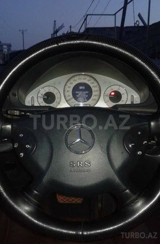 Mercedes E 220 2003, 300,000 km - 0.3 л - Bakı