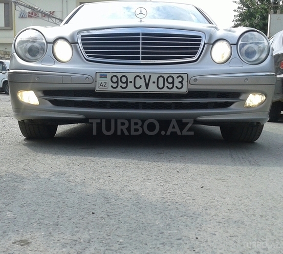 Mercedes E 220 2003, 300,000 km - 0.3 л - Bakı