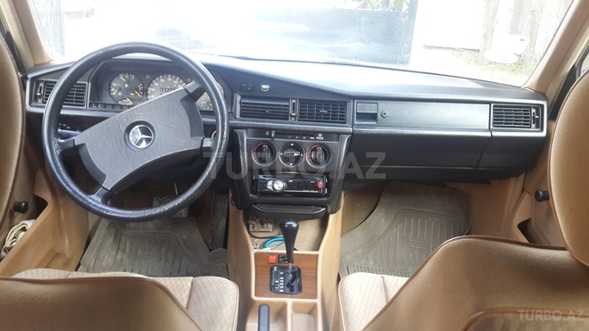 Mercedes 190 1989, 318,583 km - 2.0 l - Bakı