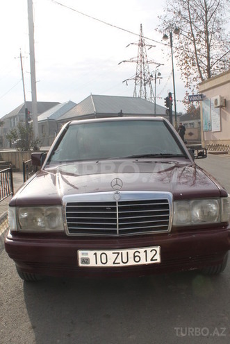 Mercedes 190 1991, 328,000 km - 2.0 л - Qazax