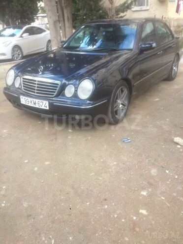 Mercedes E 240 1999, 240,000 km - 2.4 l - Bakı