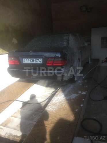 Mercedes E 240 1999, 240,000 km - 2.4 l - Bakı