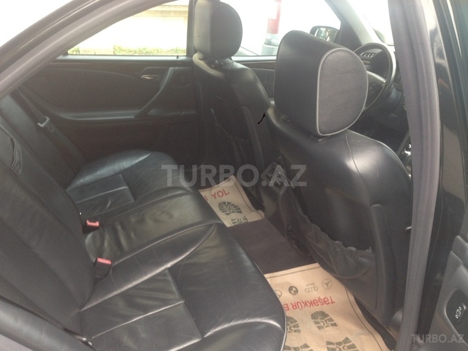 Mercedes E 240 1999, 240,000 km - 2.4 l - Bakı