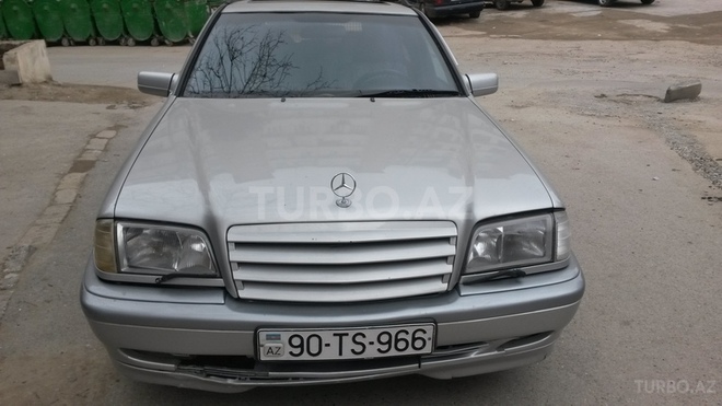 Mercedes C 220 2000, 412,000 km - 2.2 l - Bakı