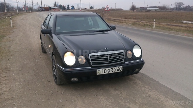 Mercedes E 240 1997, 350,000 km - 2.4 л - Bakı