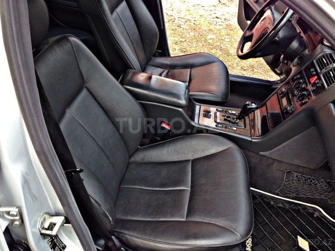 Mercedes E 220 2000, 359,998 km - 2.2 l - Bakı