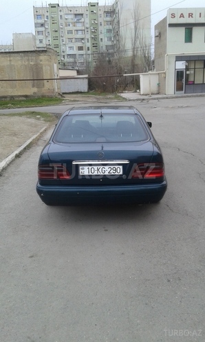 Mercedes E 290 1997, 398,000 km - 2.9 l - Sumqayıt